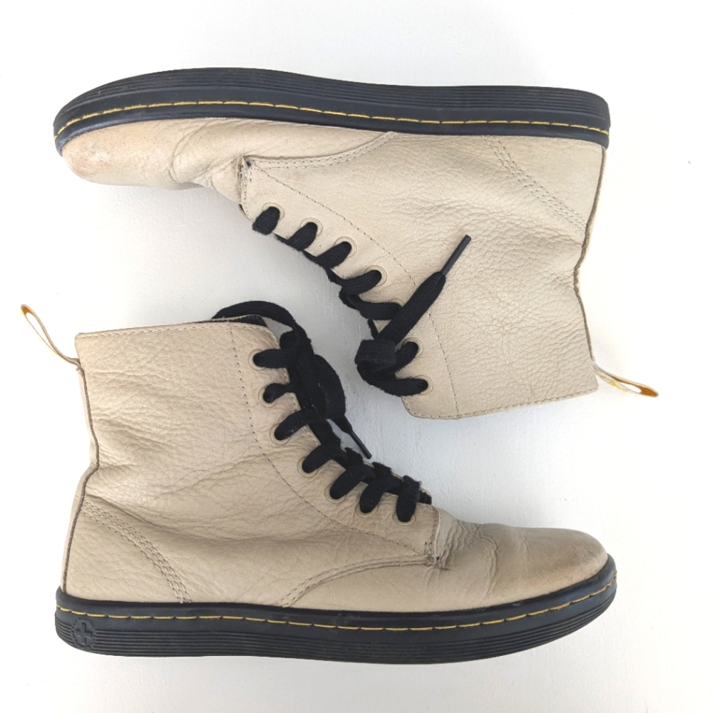 DR MARTENS Leyton Boots